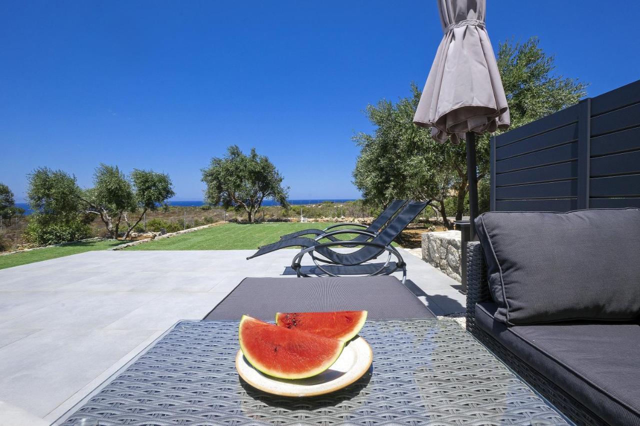 Elixsea - Unlimited View Of The Blue Sea Villa *